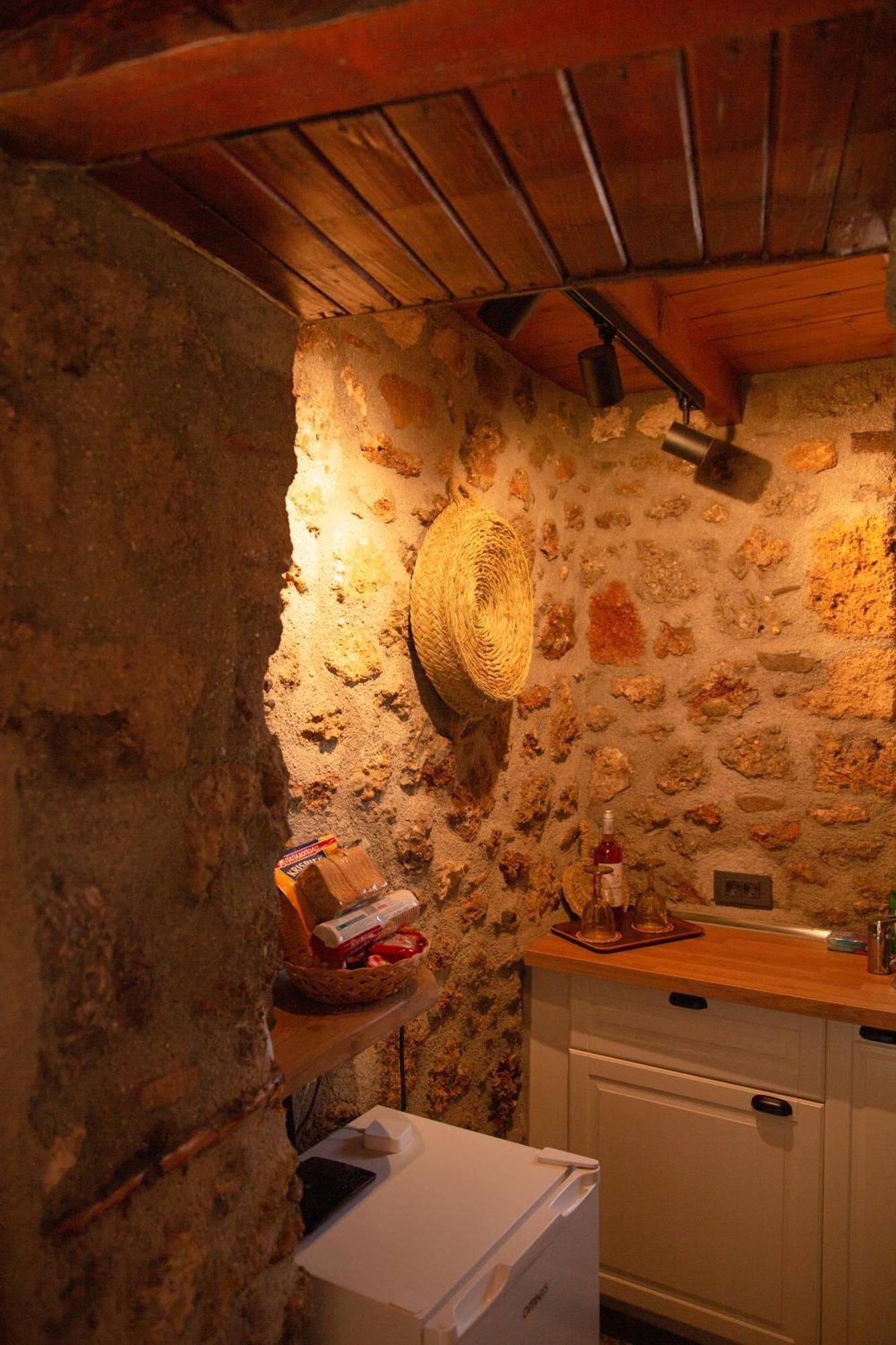 Fteri Stone House In Platanos, Akrata Apartment ภายนอก รูปภาพ
