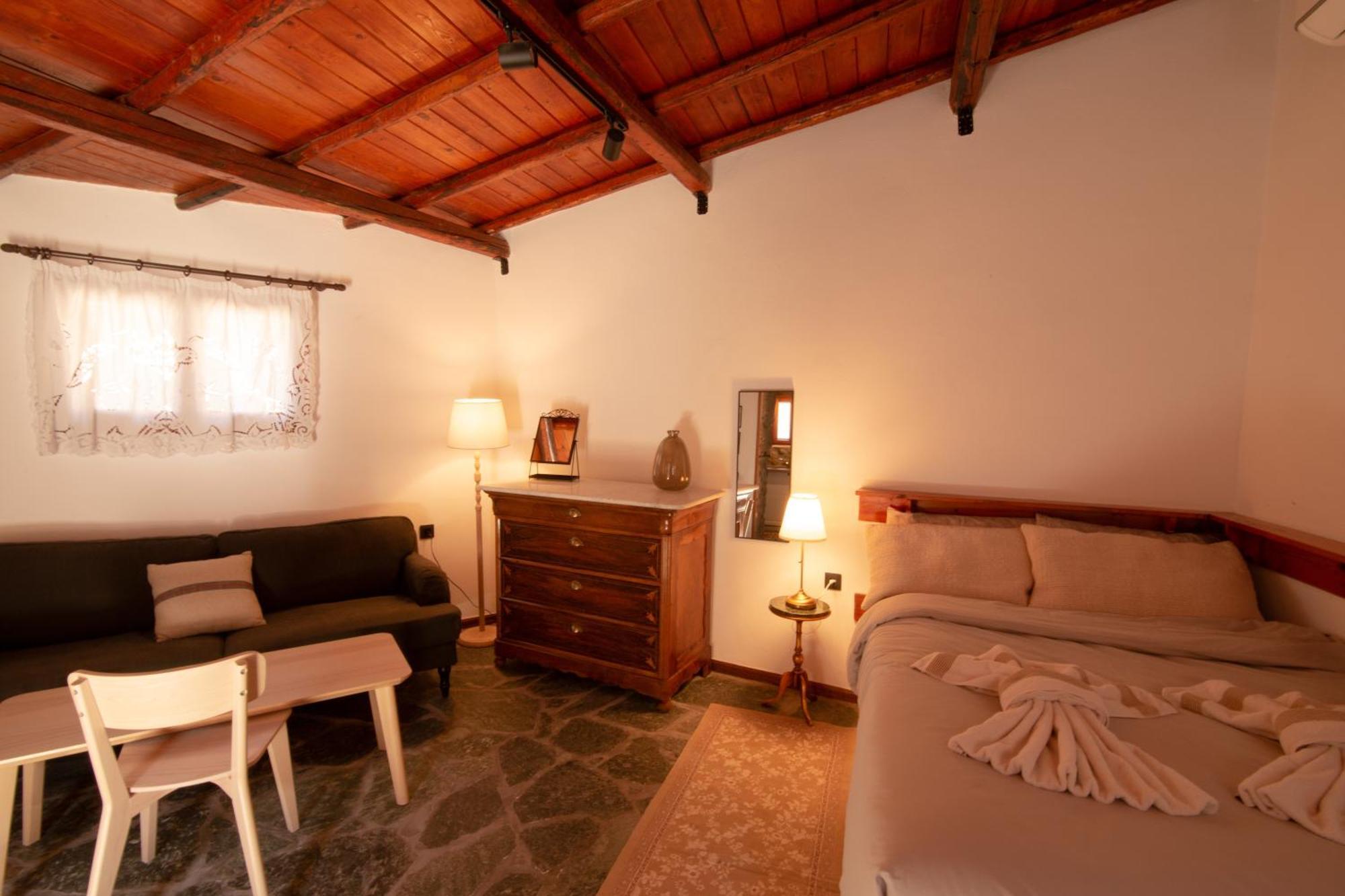 Fteri Stone House In Platanos, Akrata Apartment ภายนอก รูปภาพ